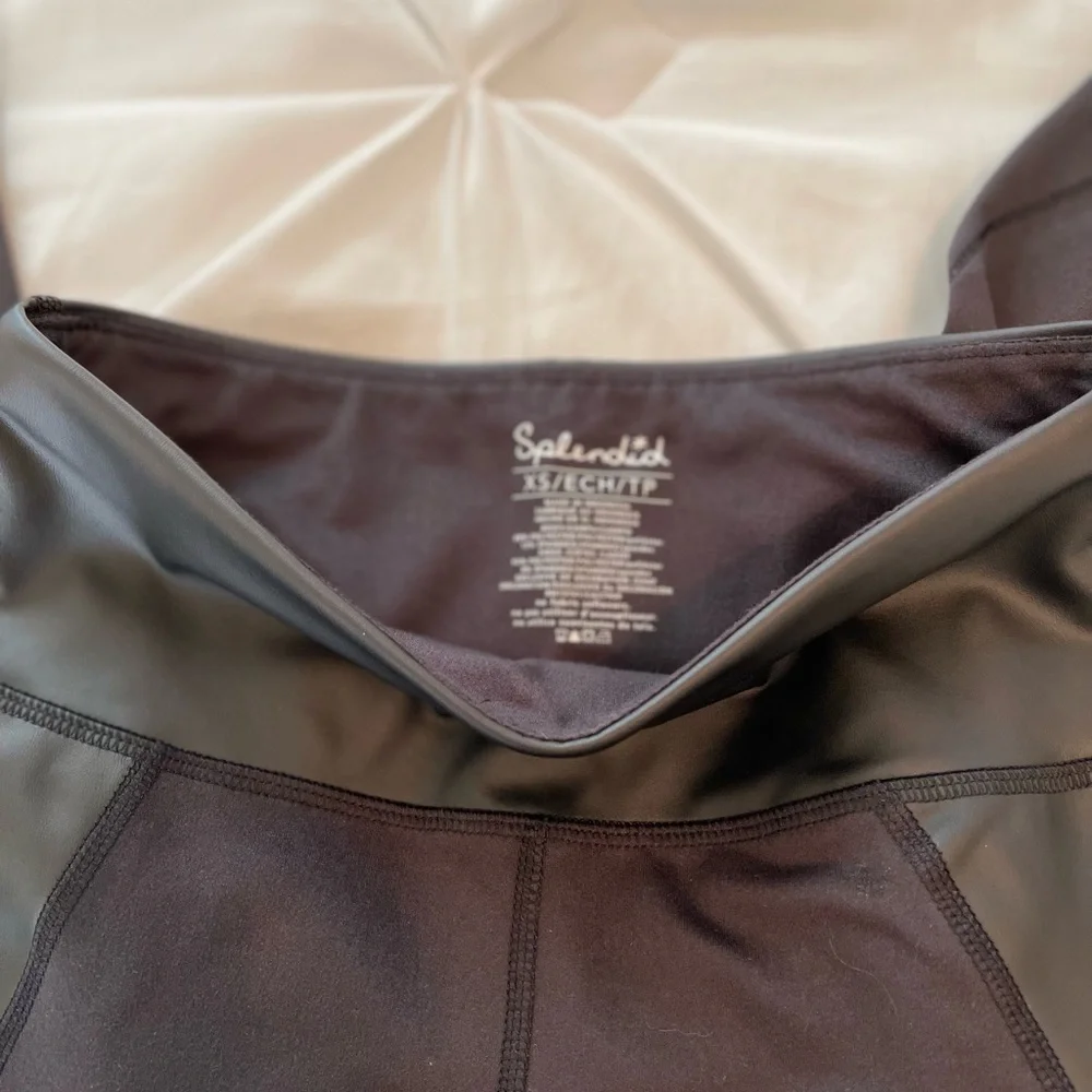 CHIC SPLENDID BLACK FAUX LEATHER LEGGING XS NWT! - Picture 7 of 12